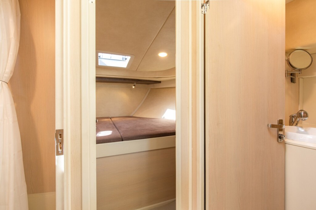 Adria Mare 38, Paola