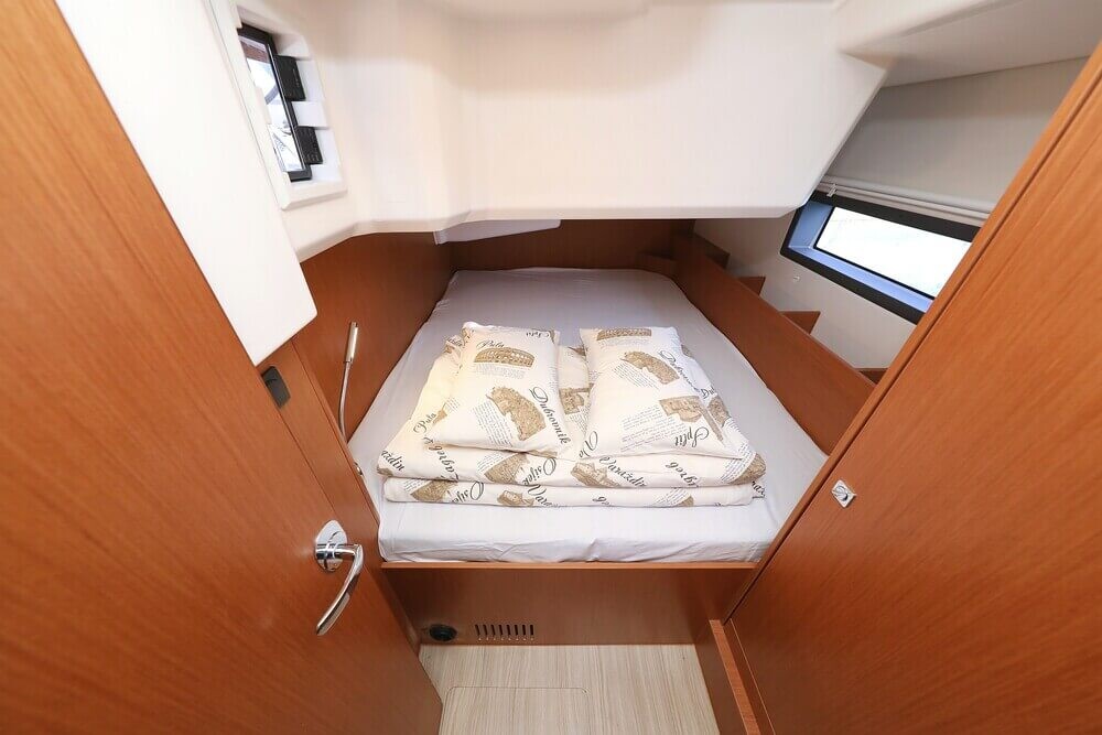 Bavaria C38, Blue Note