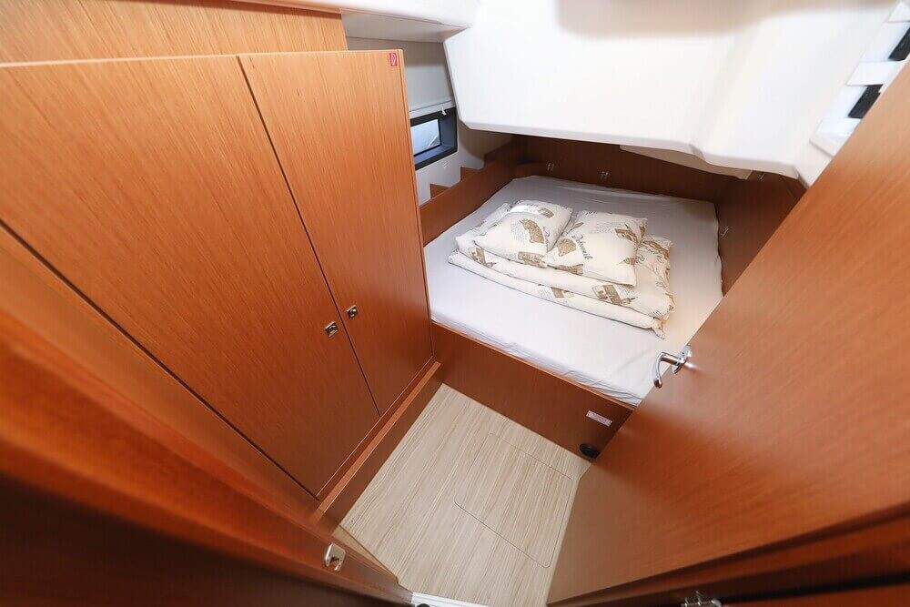 Bavaria C38, Blue Note