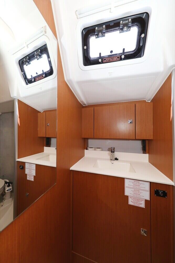 Bavaria C38, Blue Note