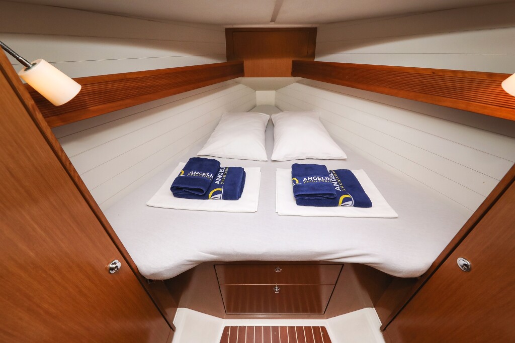 Bavaria Cruiser 32, Star Chiara