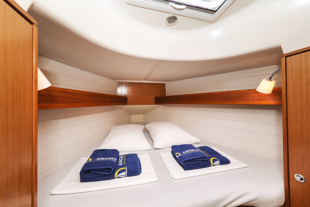 Bavaria Cruiser 32, Star Chiara