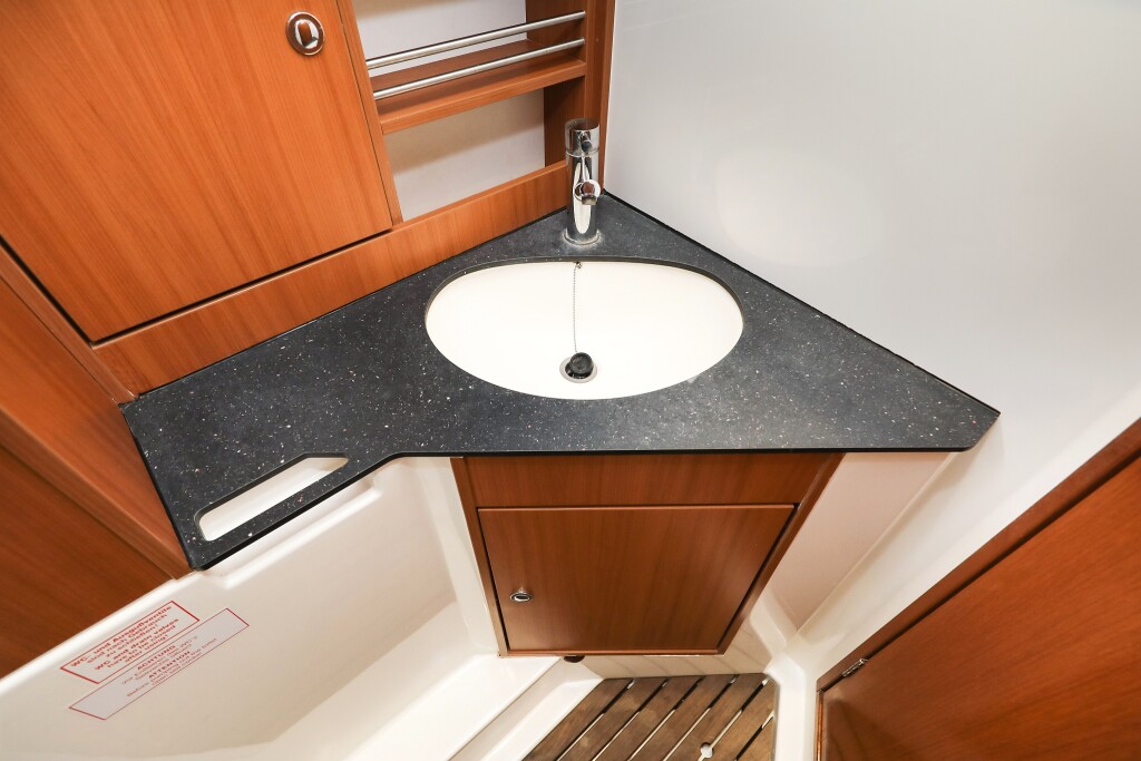 Bavaria Cruiser 32, Star Chiara