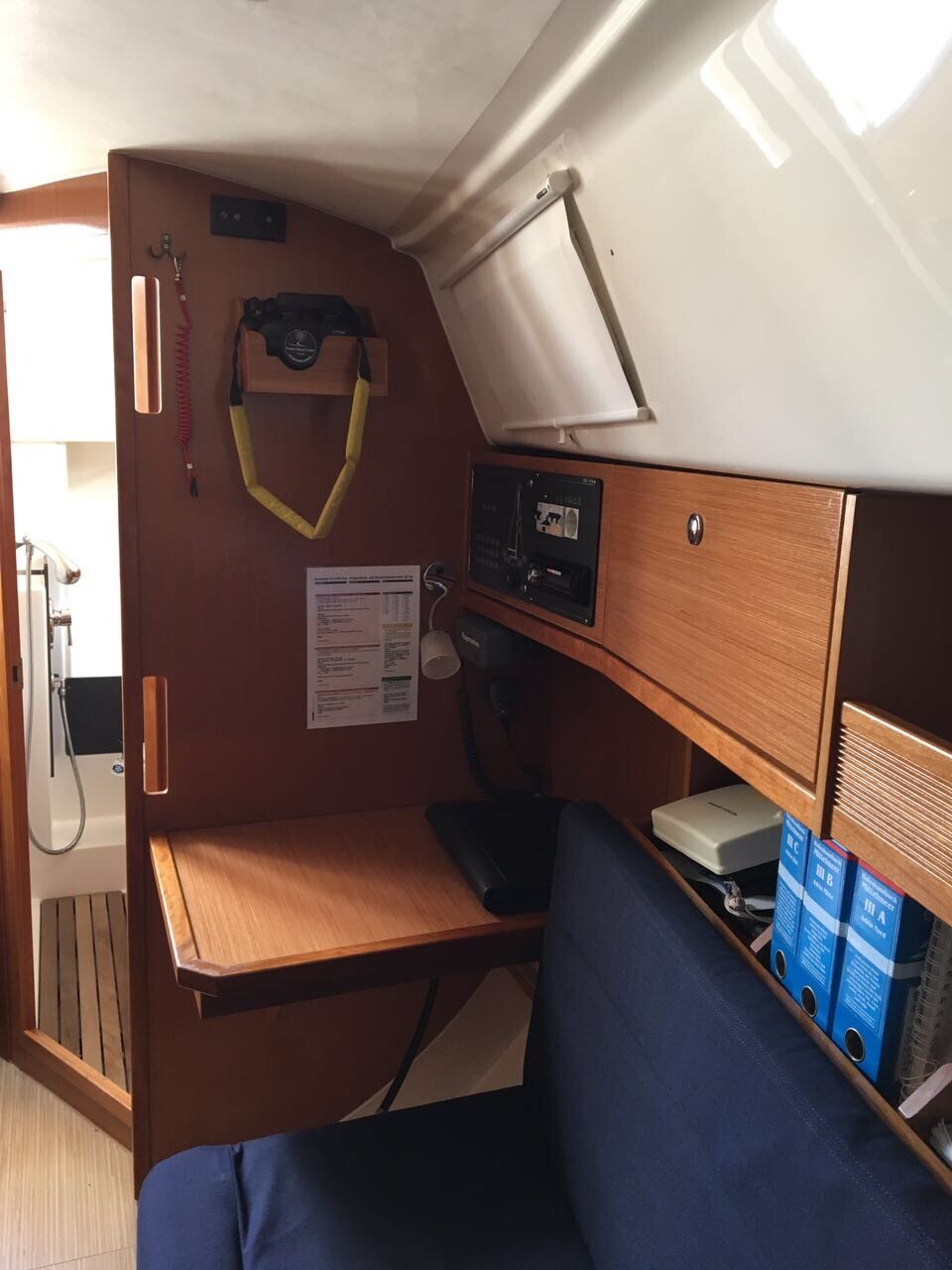 Bavaria Cruiser 32, Nici