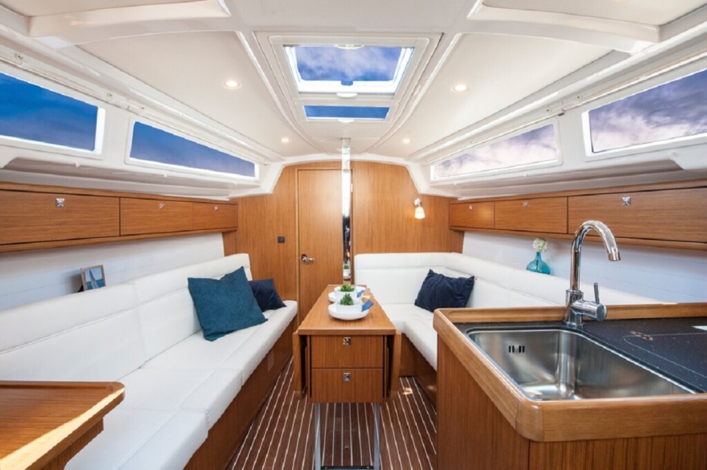 Bavaria Cruiser 33, Sea Lion