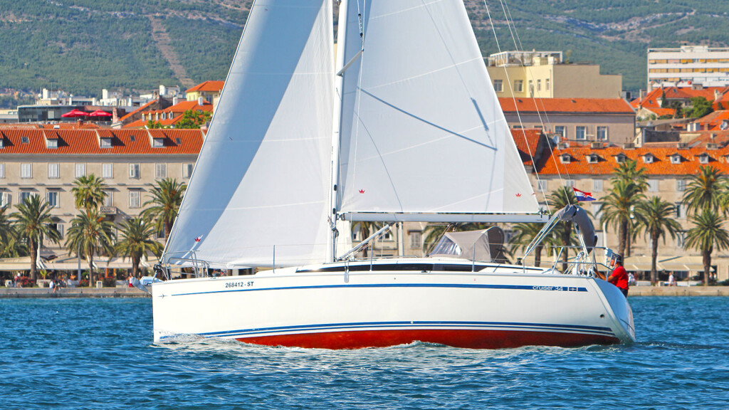 Bavaria Cruiser 34, Artina