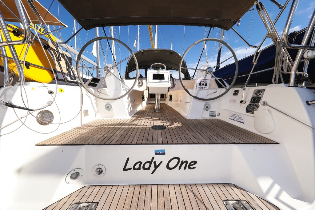 Bavaria Cruiser 34, Lady One