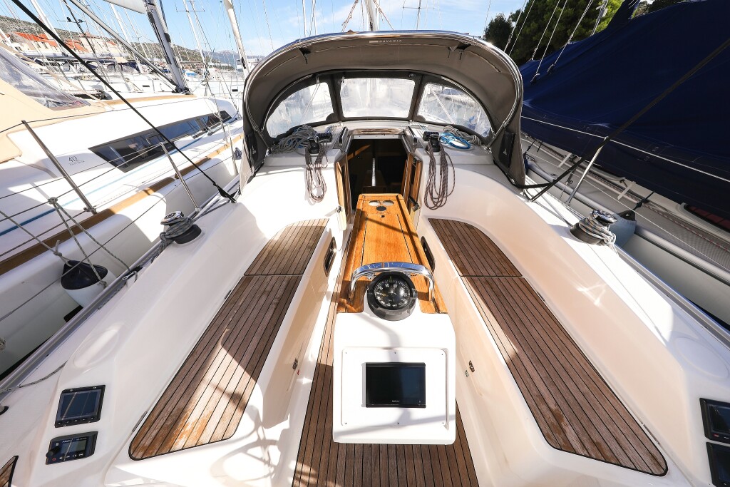 Bavaria Cruiser 34, Lady One