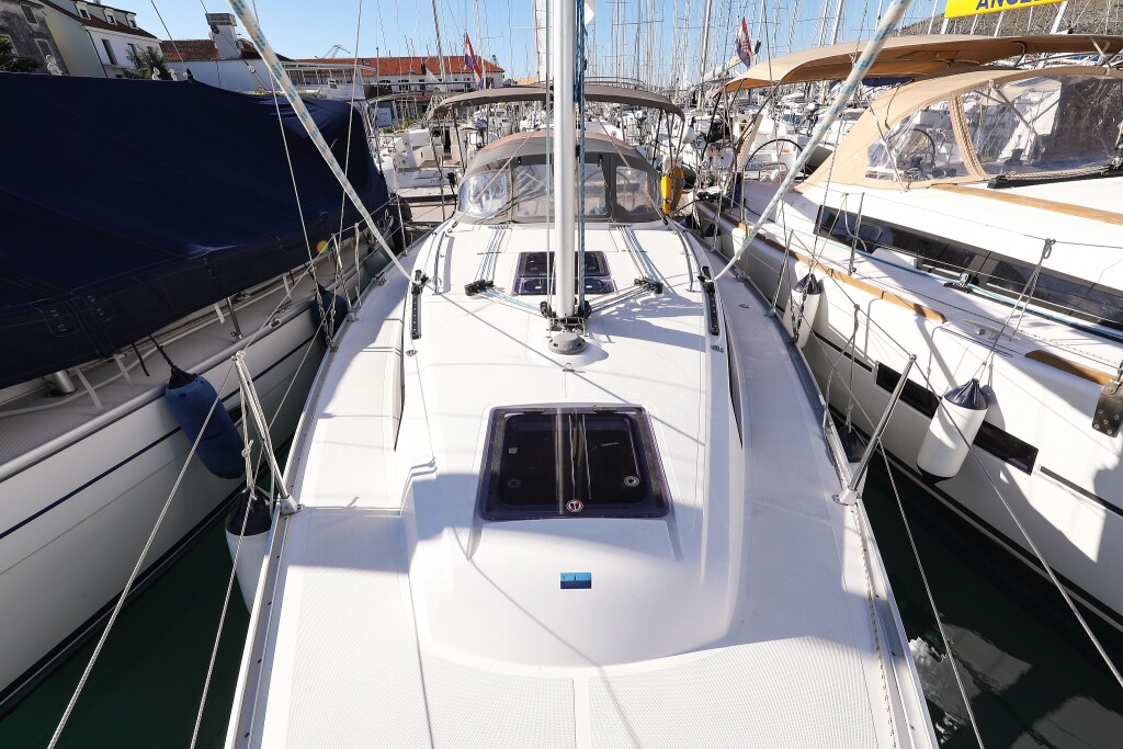 Bavaria Cruiser 34, Lady One