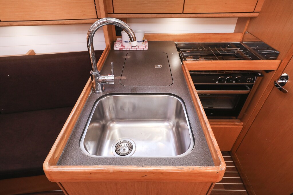 Bavaria Cruiser 34, Lady One