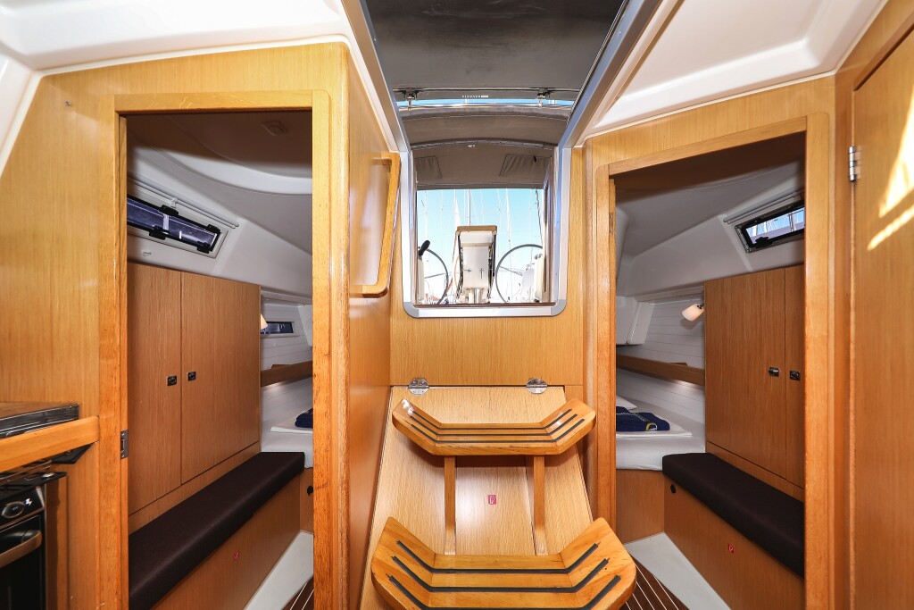 Bavaria Cruiser 34, Lady One