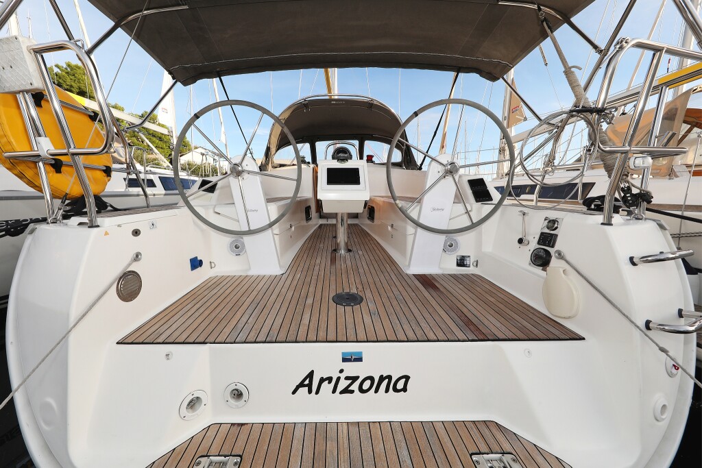 Bavaria Cruiser 34, Arizona