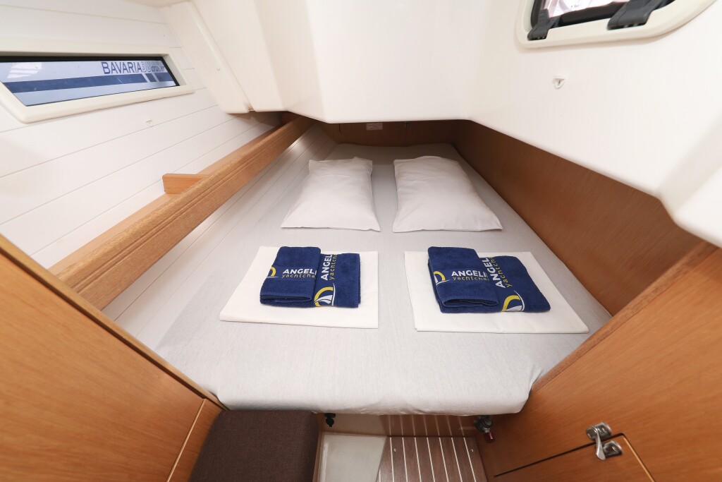 Bavaria Cruiser 34, Arizona