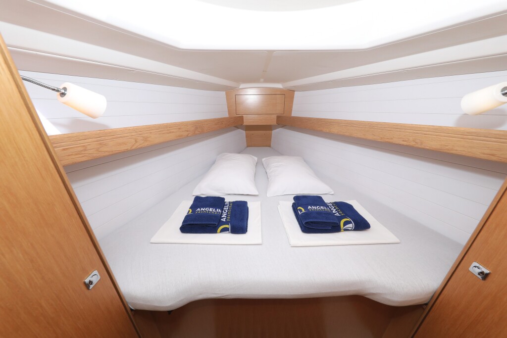 Bavaria Cruiser 34, Arizona