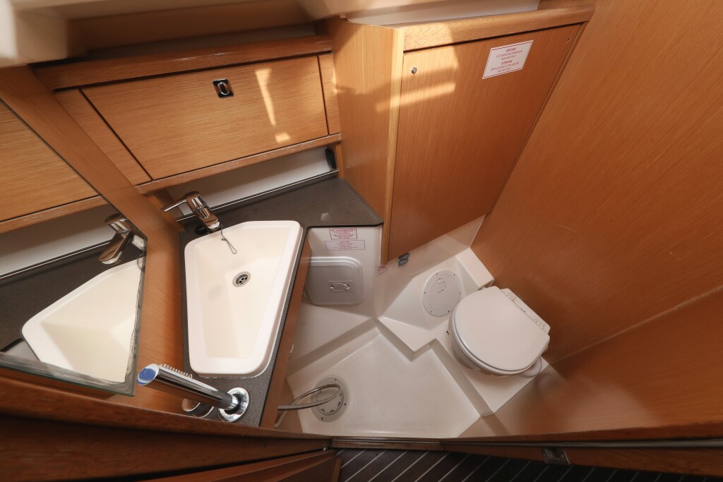 Bavaria Cruiser 34, Arizona