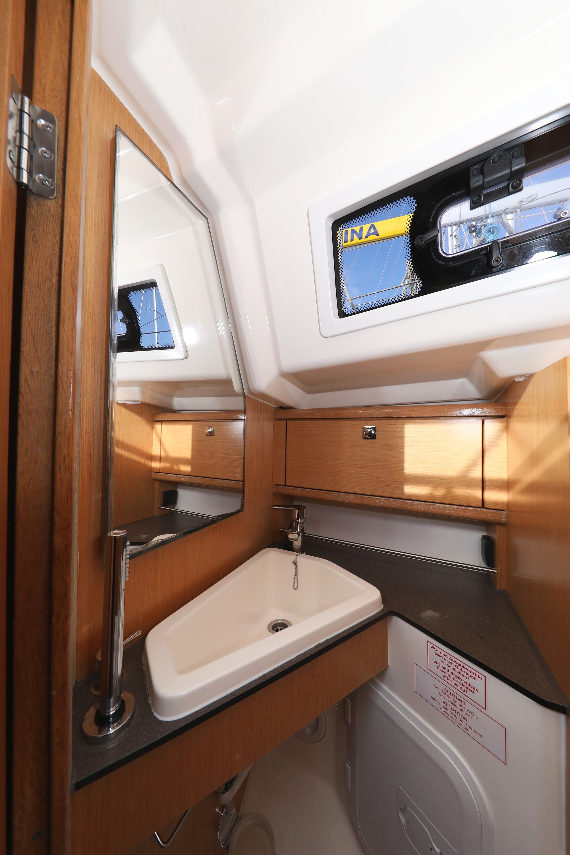 Bavaria Cruiser 34, Arizona