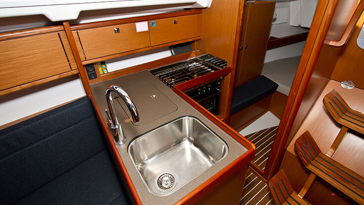 Bavaria Cruiser 34, Tonkica