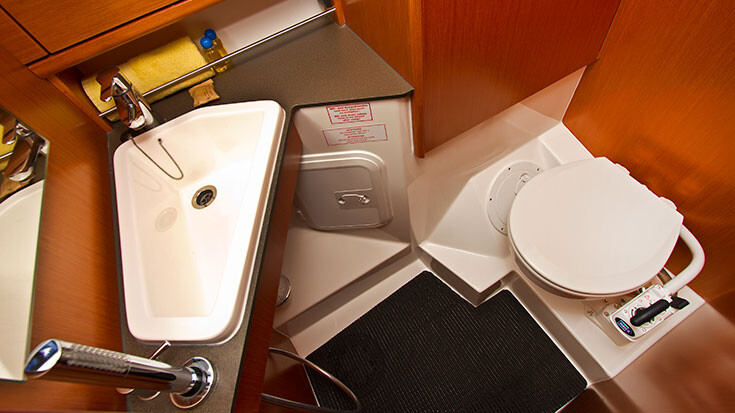 Bavaria Cruiser 34, Tonkica