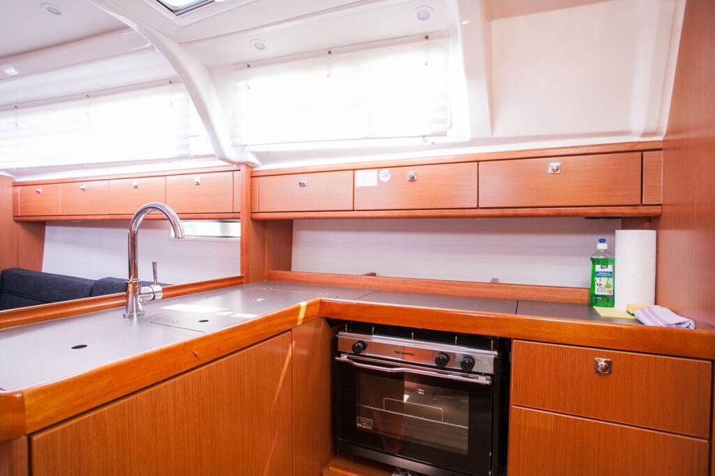 Bavaria Cruiser 37, Nancy