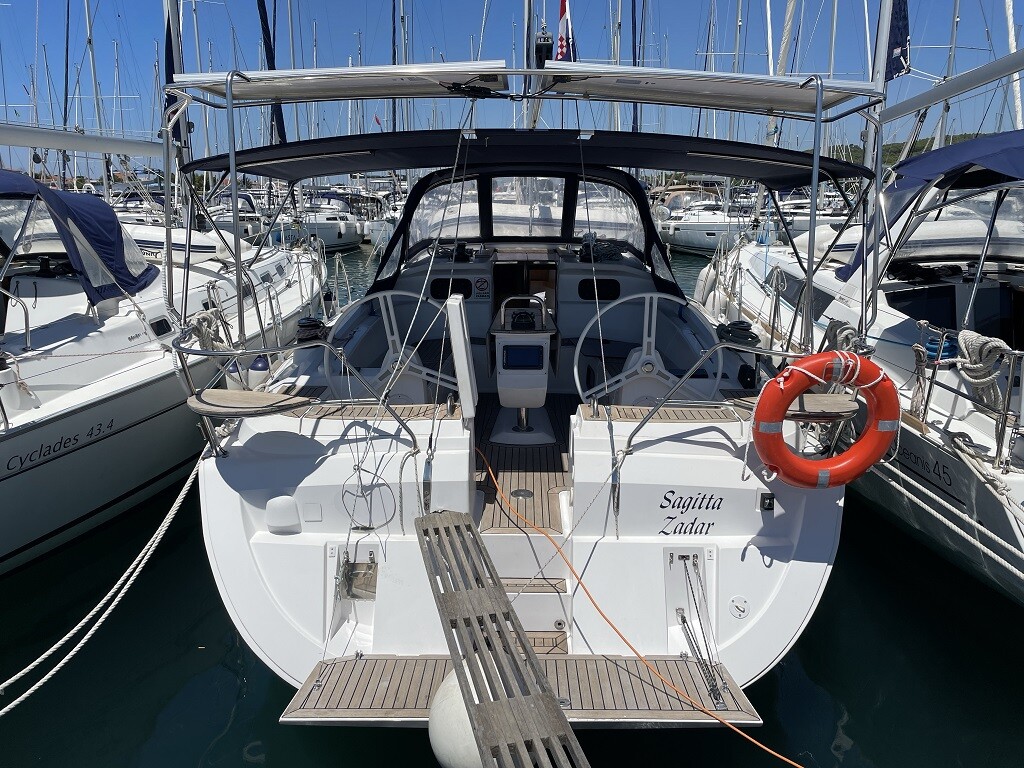 Bavaria Cruiser 37, Andrea