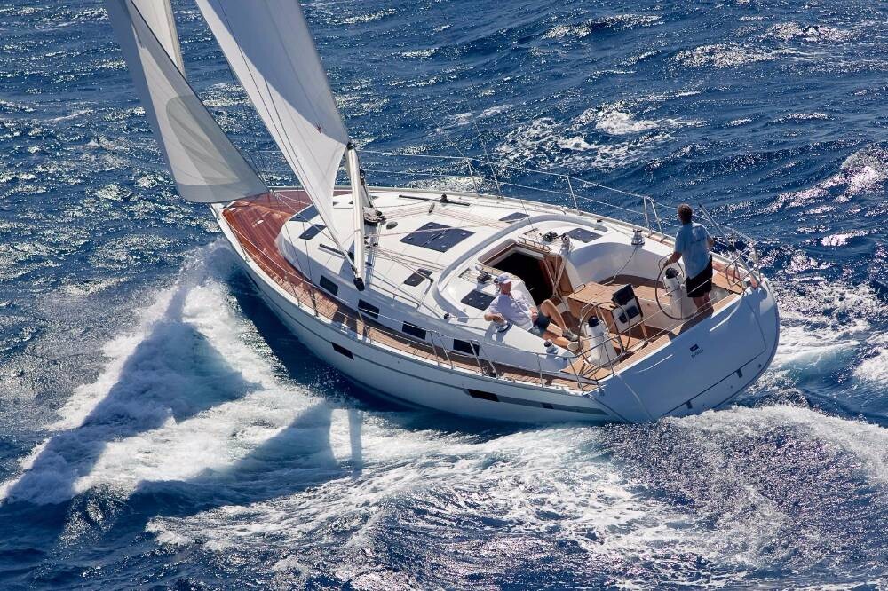 Bavaria Cruiser 40, Isabelli