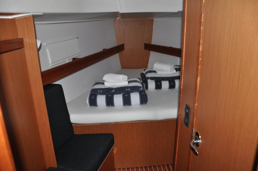 Bavaria Cruiser 40, Joy