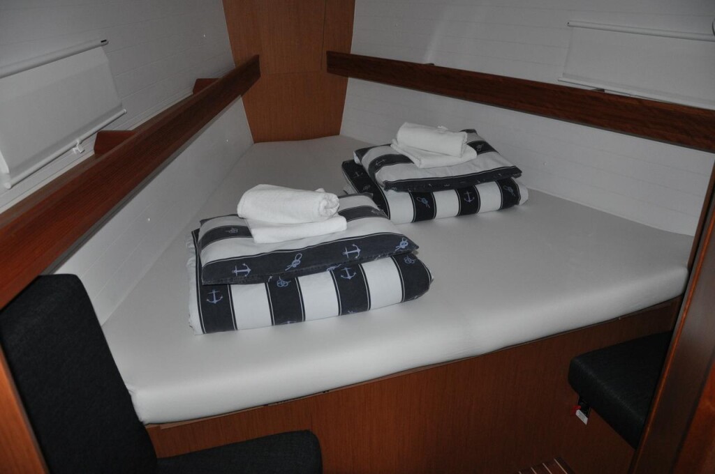 Bavaria Cruiser 40, Joy