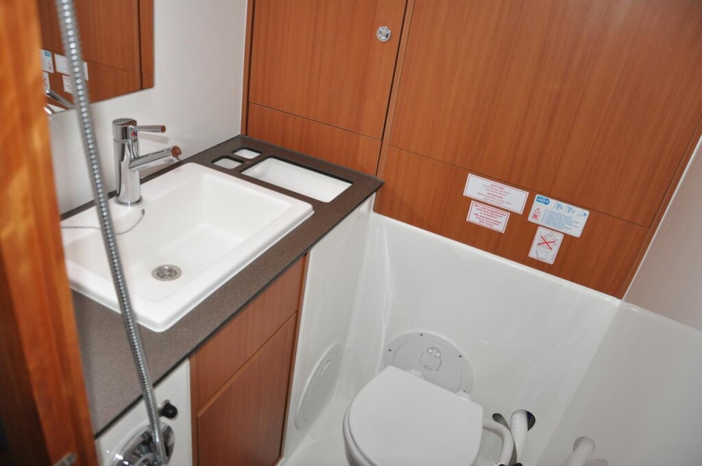 Bavaria Cruiser 40, Joy