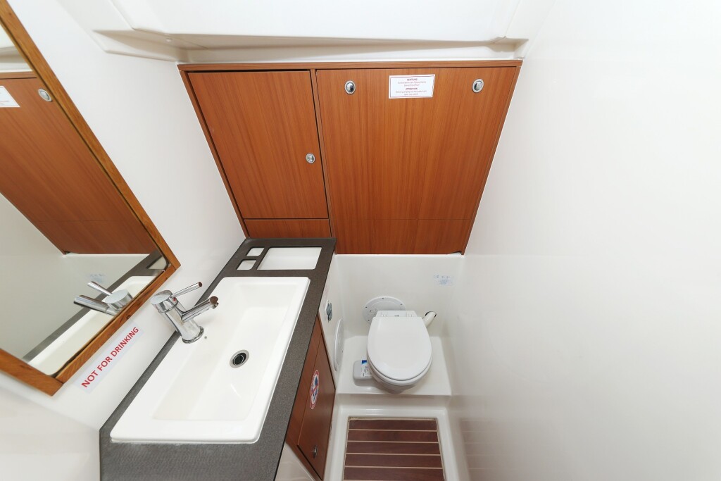 Bavaria Cruiser 40, Star Philip