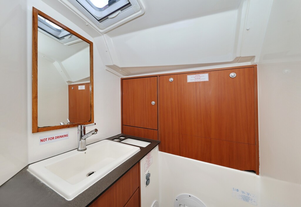 Bavaria Cruiser 40, Star Philip