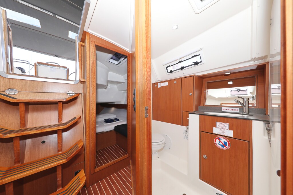 Bavaria Cruiser 40, Star Philip