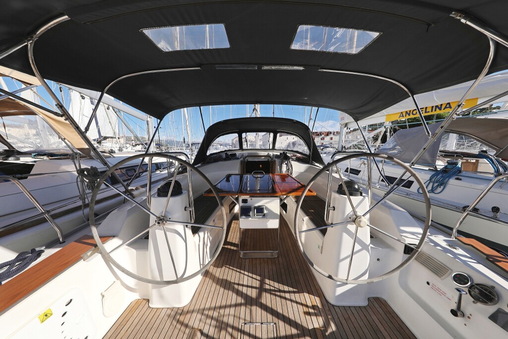 Bavaria Cruiser 40, Star Fabian