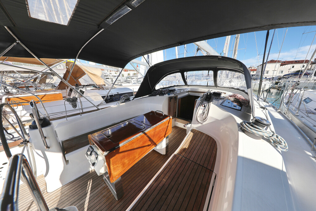 Bavaria Cruiser 40, Star Fabian