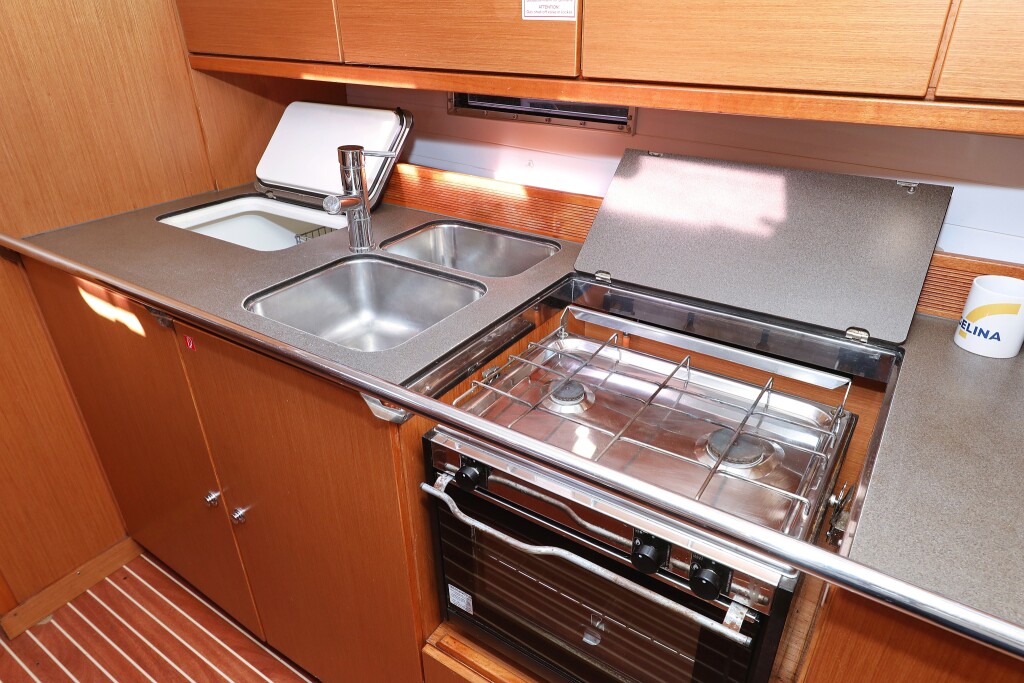 Bavaria Cruiser 40, Star Fabian