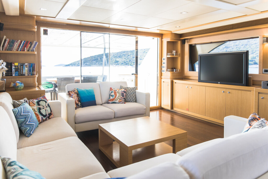 Custom Line Navetta 26, Friend's boat