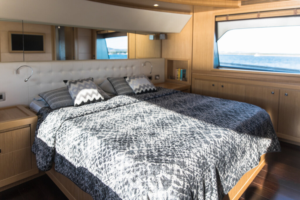 Custom Line Navetta 26, Friend's boat