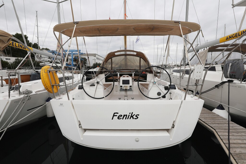 Dufour 350 GL, Feniks