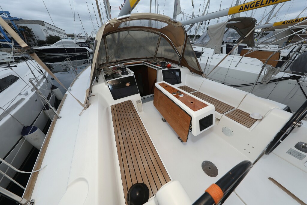 Dufour 350 GL, Feniks