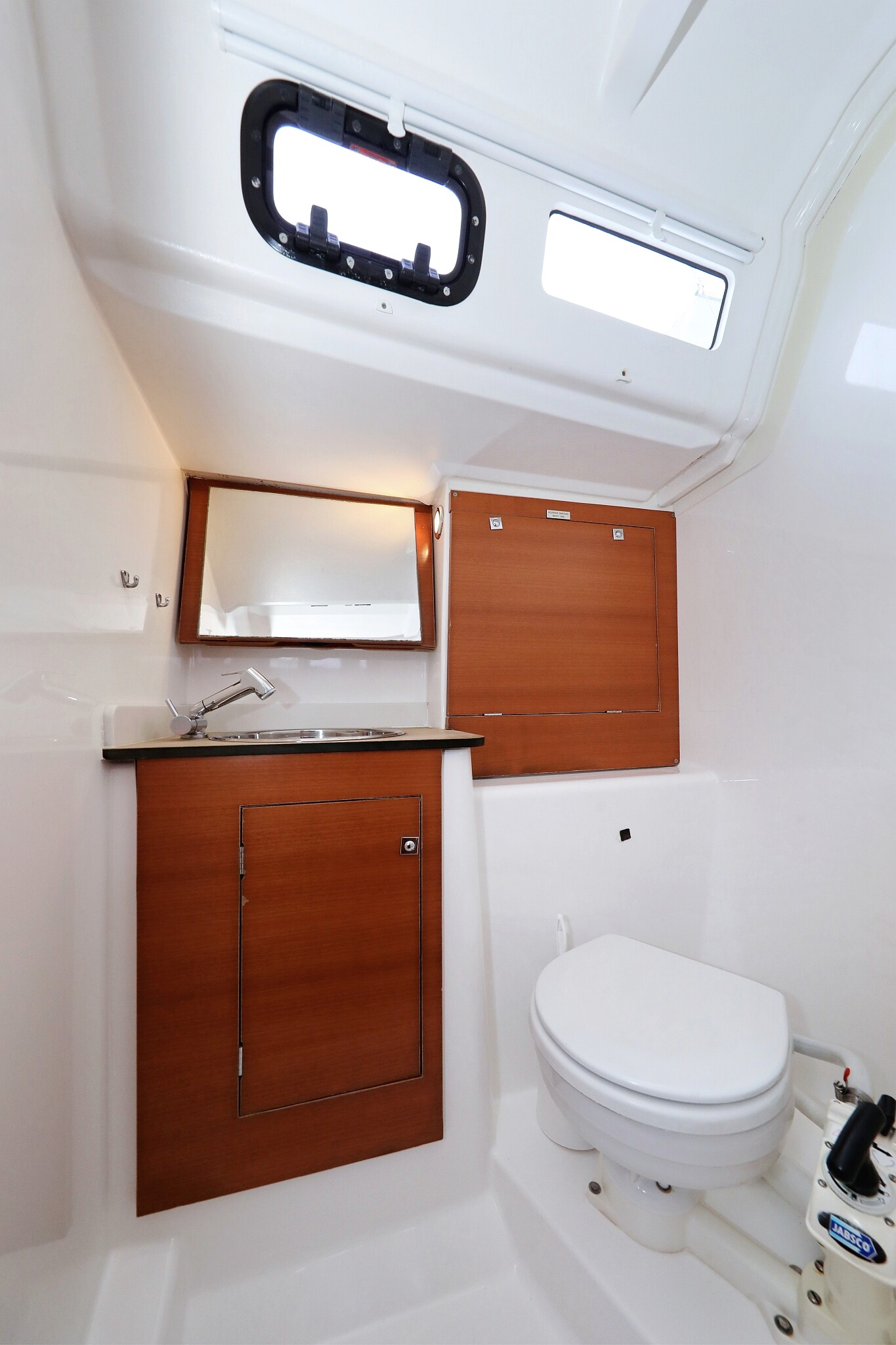 Dufour 350 GL, Feniks