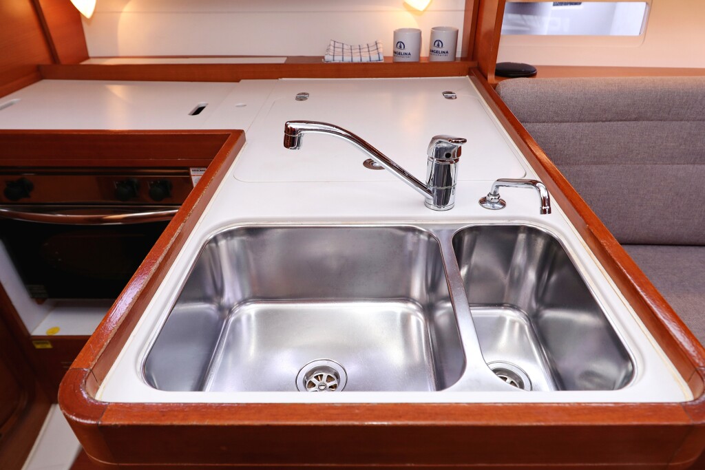 Dufour 350 GL, Feniks