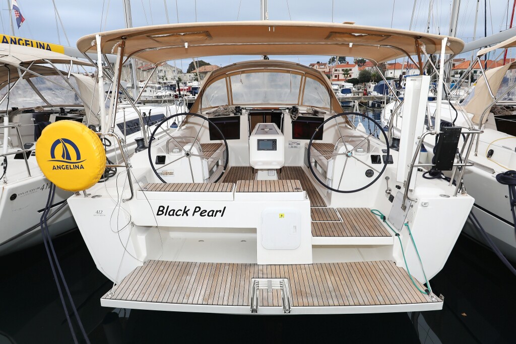 Dufour 412 GL, Black Pearl