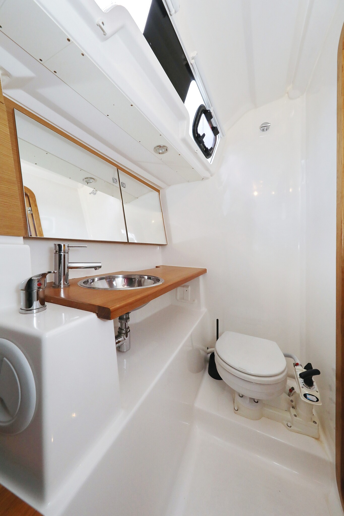 Dufour 412 GL, Black Pearl