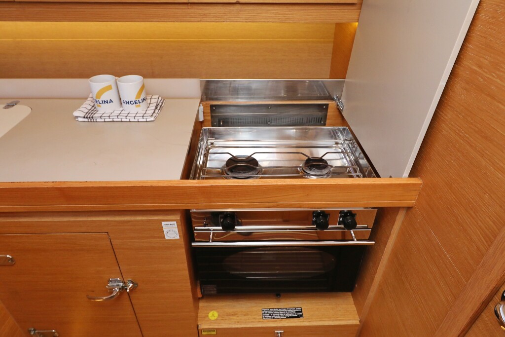 Dufour 412 GL, Black Pearl