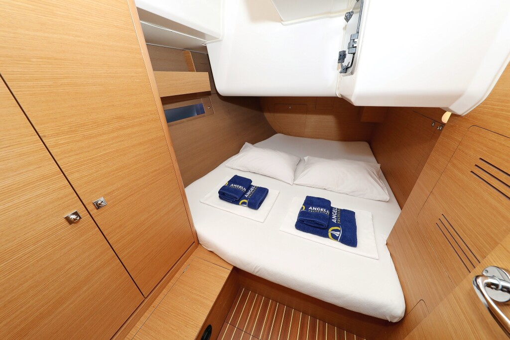 Dufour 412 GL, La Vie