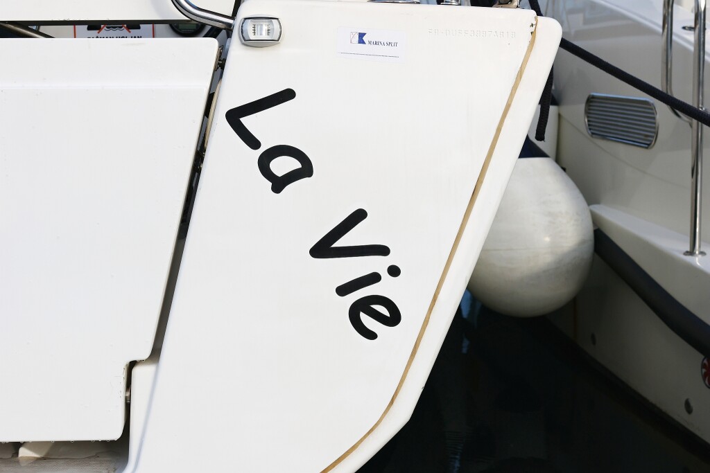 Dufour 412 GL, La Vie