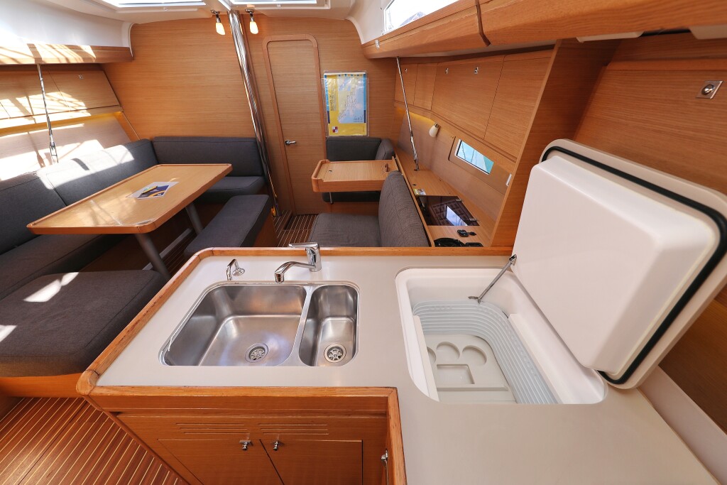 Dufour 412 GL, Alabama