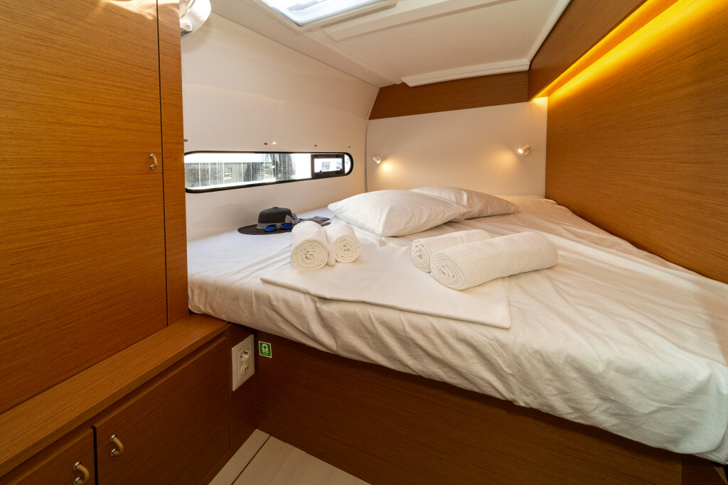 Excess 11, First Glimpse