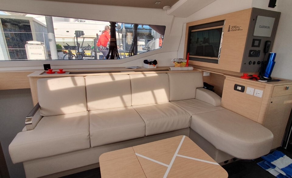 Fountaine Pajot Aura 51, Princess