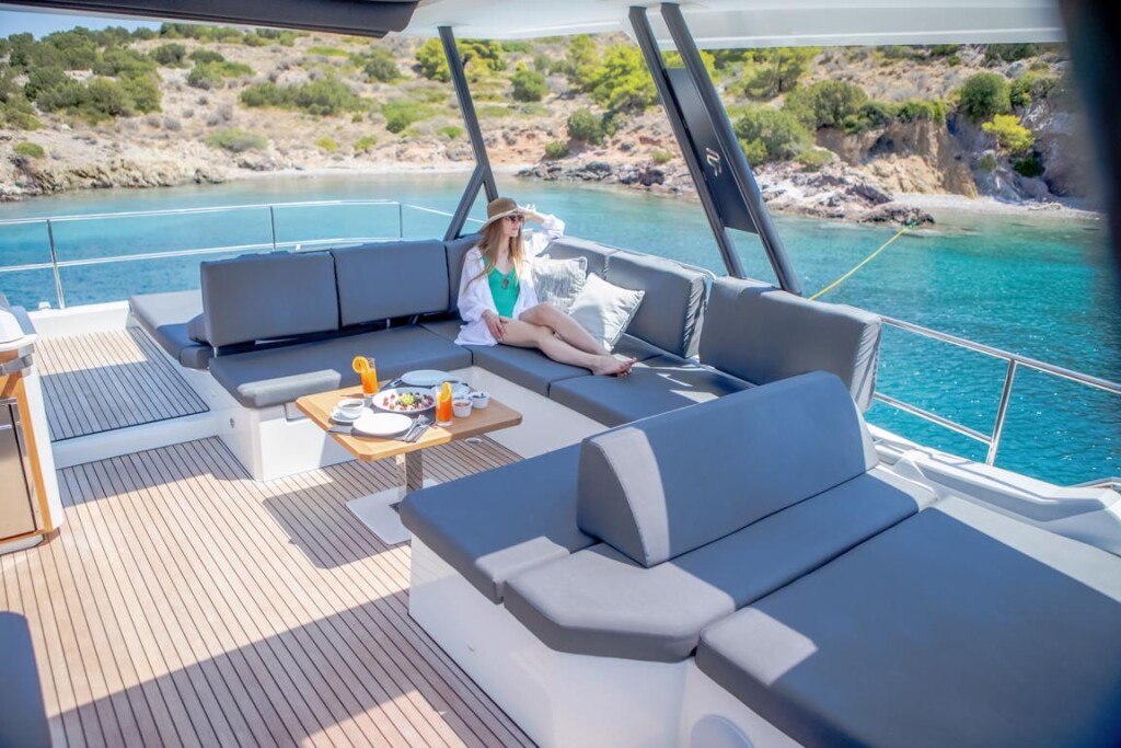 Fountaine Pajot Power 67, Ariva
