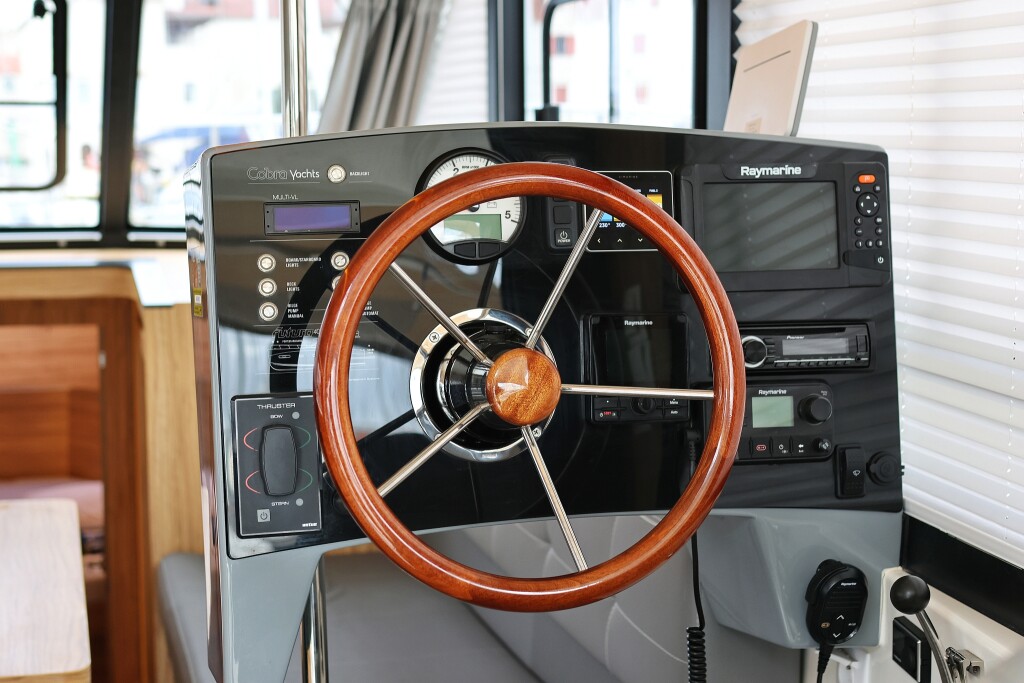 Futura 40 Grand Horizon, Running Gag I